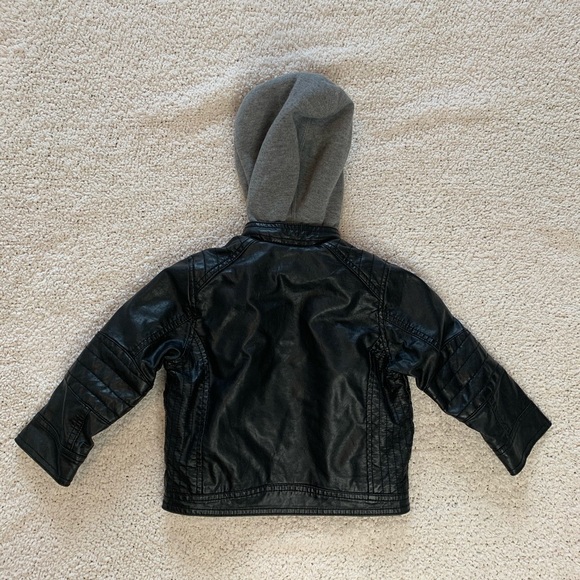 H&M Faux Leather Biker Jacket size 1 1/2 to 2 year - Picture 2 of 14